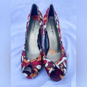 Madden Girl Retro Print Heels